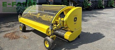 John Deere 639