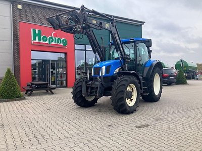 New Holland TS 115A