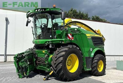 John Deere 8600