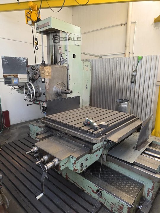 Bench Type Drilling Machines TOS W 9