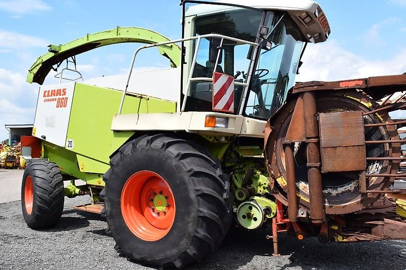 Claas Jaguar 860
