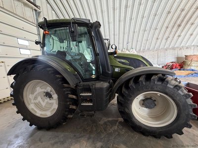 Valtra N155