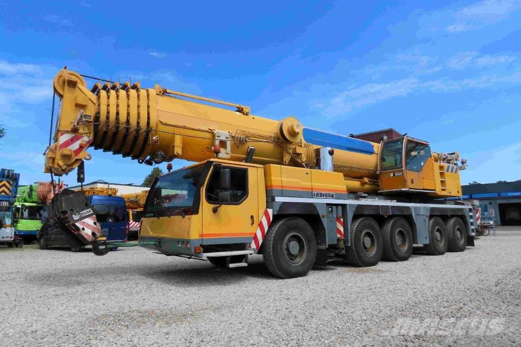 Liebherr LTM 1200-5.1