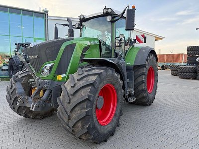 Fendt 828 Vario S4 Profi Plus