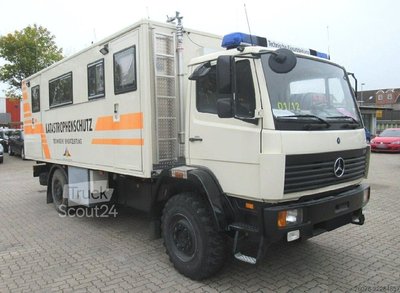 LKW mit Kofferaufbau MERCEDES-BENZ 917 A 4x4 Allrad Einzelbereift 6m Koffer Klima gebraucht