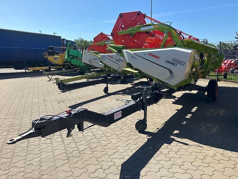 Claas Vario 680