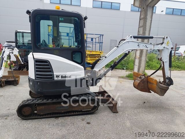 Minibagger < 7t Bobcat E25 gebraucht