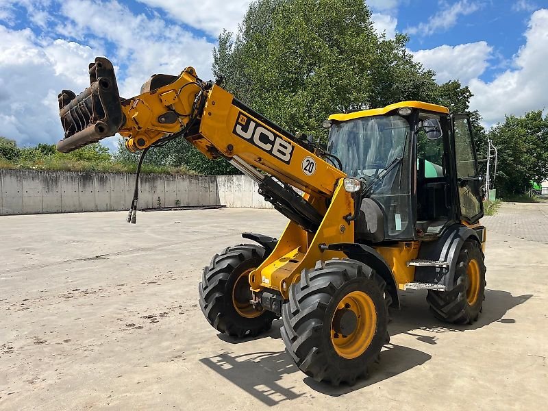 JCB Tele-Radlader 220T Agri