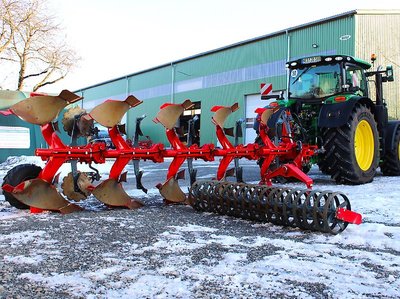 Unia IBIS Vario 5 H Plus (Corn) Pflug; Körperabstand 100 cm; Terra H Packer 2,5 m