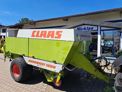 Claas Quadrant 1200