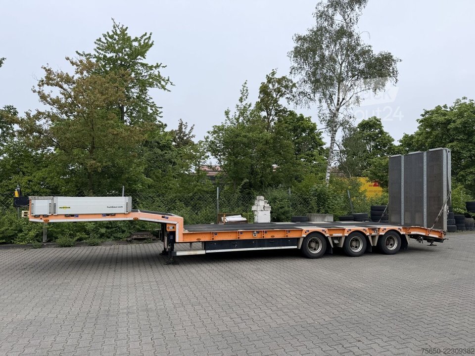 Tieflader-Sattelauflieger Humbaur HTS30  3 Achs Satteltieflader, neuwertig gebraucht