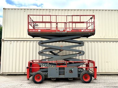 Arbeitsbühne Skyjack SJ9241RT 4x4 Diesel / 14.5 Meter gebraucht