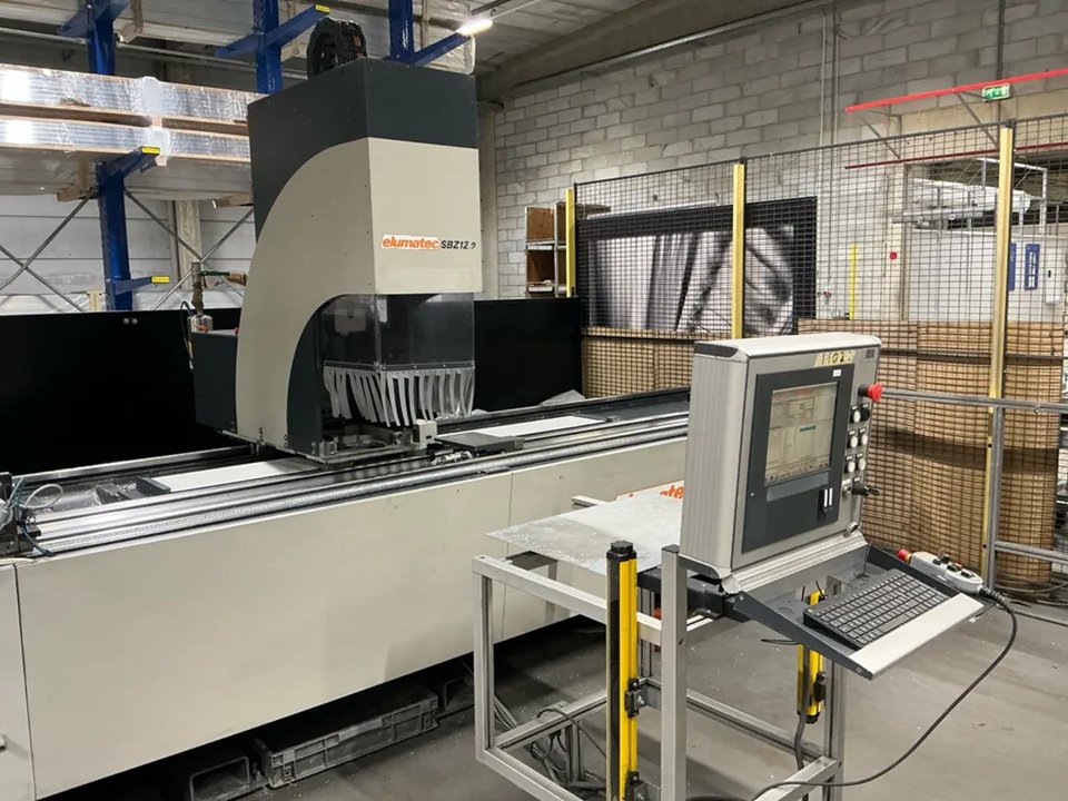 Elumatec SBZ122.34 CNC-Fräsmaschine