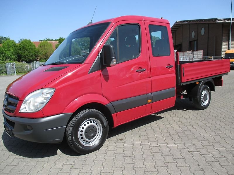 Mercedes-Benz Sprinter DoKa Pritsche 210 CDI / AHK / 3-Sitze
