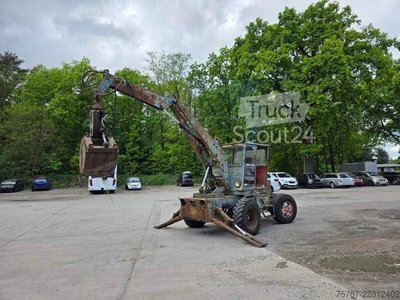 Mobilbagger  Craiova IH Radbagger ( Romania ) mit 2 Schalengr gebraucht