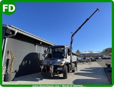 Mercedes-Benz Unimog U300 mit Kran & Wandler, 1a Zugmaschine für Anhängerkran , Mobilkran