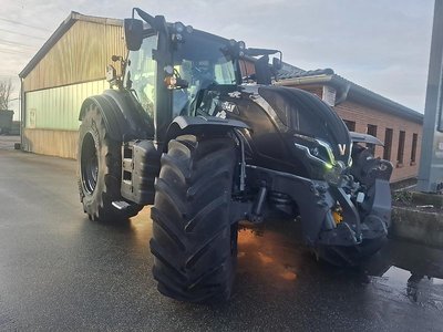 Valtra T 215 D