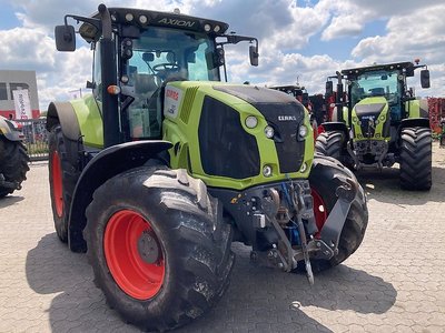 Claas Axion 810 CMatic