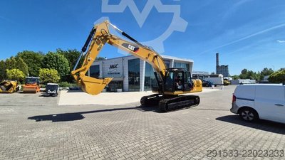 Caterpillar 330D2 L - Excavator - 3 Buckets