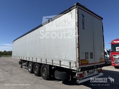 Auflieger mit Pritsche & Plane Schmitz Cargobull Curtainsider Standard gebraucht