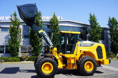 Knicklader Hyundai HL940A articulated loader / year 2021 / gebraucht