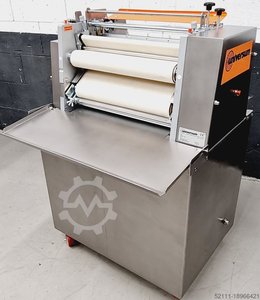 Universum HWM 50