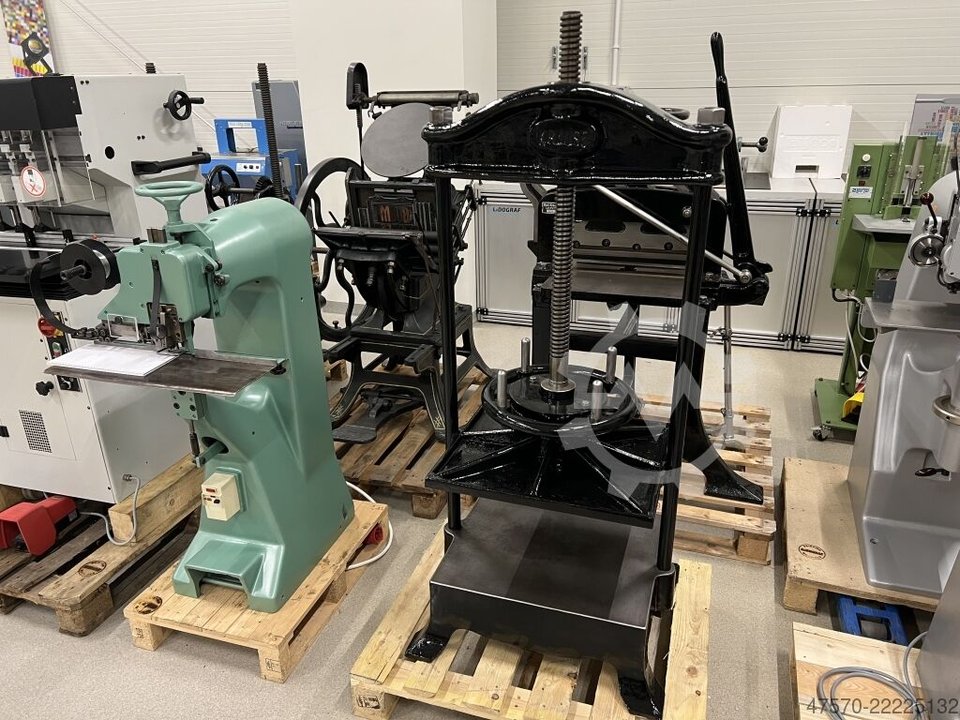 Karl Krause Large Bookbinding Press