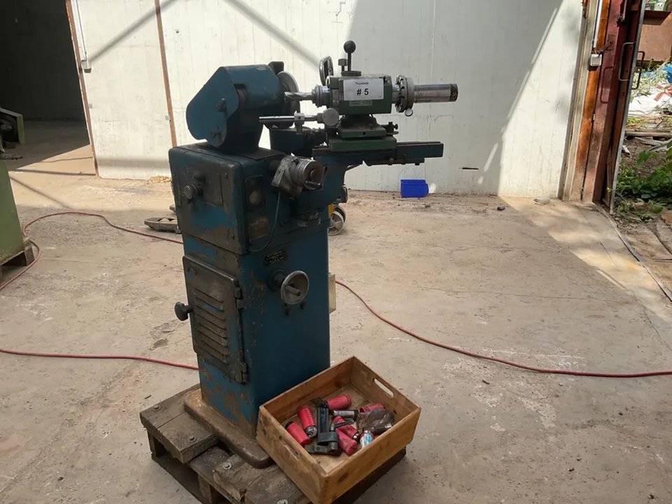 1979 Loroch JLM SW Werkzeugschleifmaschine -Fräserschleifmaschine