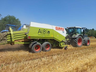 Claas Quadrant 2200 RC