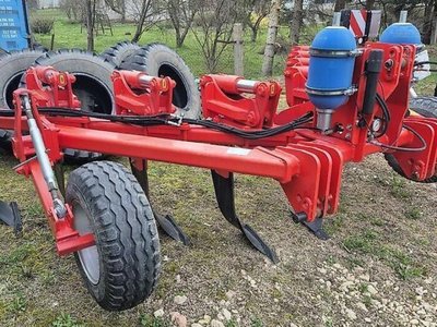 Quivogne ssd 8 subsoiler Sonstige Fütterungstechnik