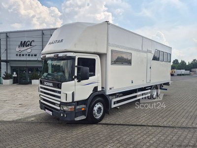 Pferdetransport Scania P94 300 4X2 / ZEPRO / 5 SEATS gebraucht