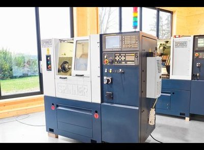 Spinner SB 32-V4 cnc lathe, machine 1