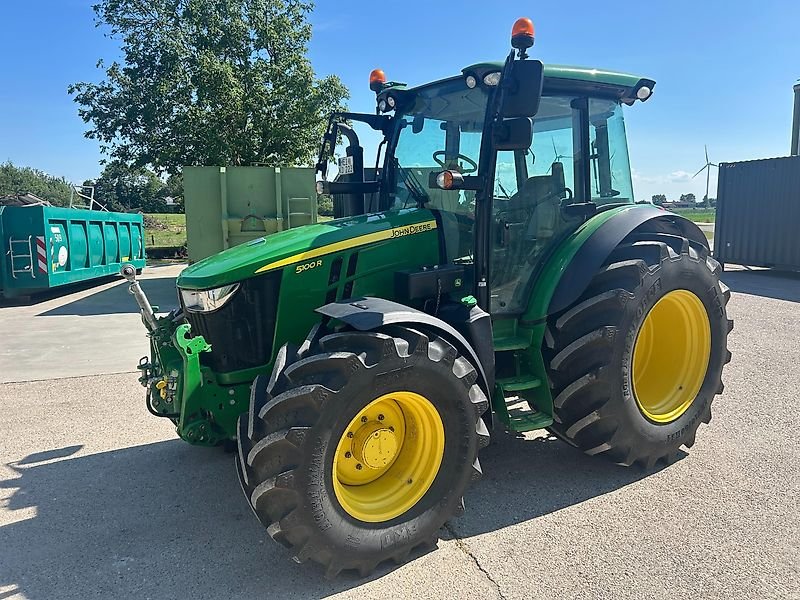 John Deere 5100R
