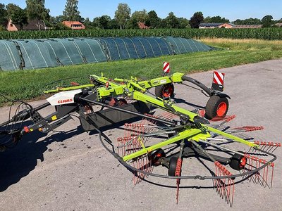 Claas Liner 2800 Business - Mittelschwader