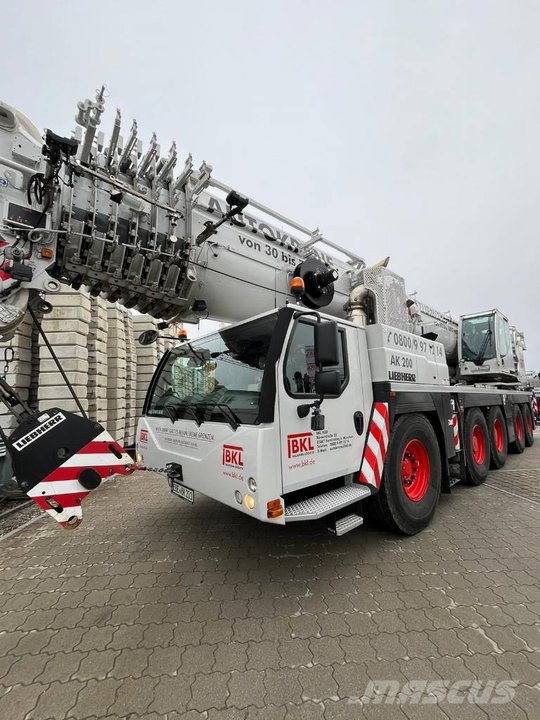 Liebherr LTM 1230-5.1