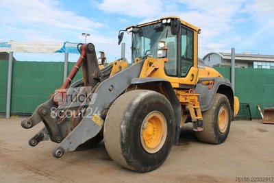 Radlader VOLVO L120H - Waage - Nr.: 206 gebraucht