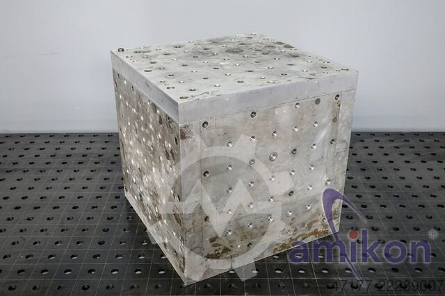 BAT Magnesium Shaker Fixture Cube M8