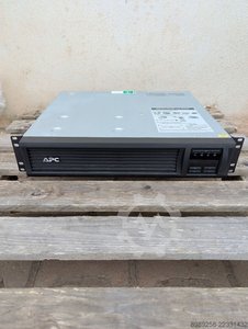 APC Smart UPS 750