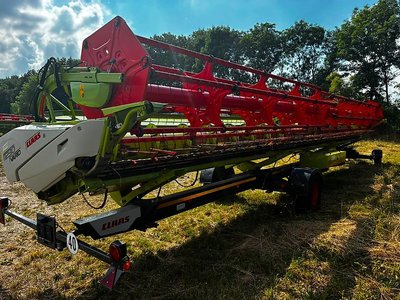 Claas V1230