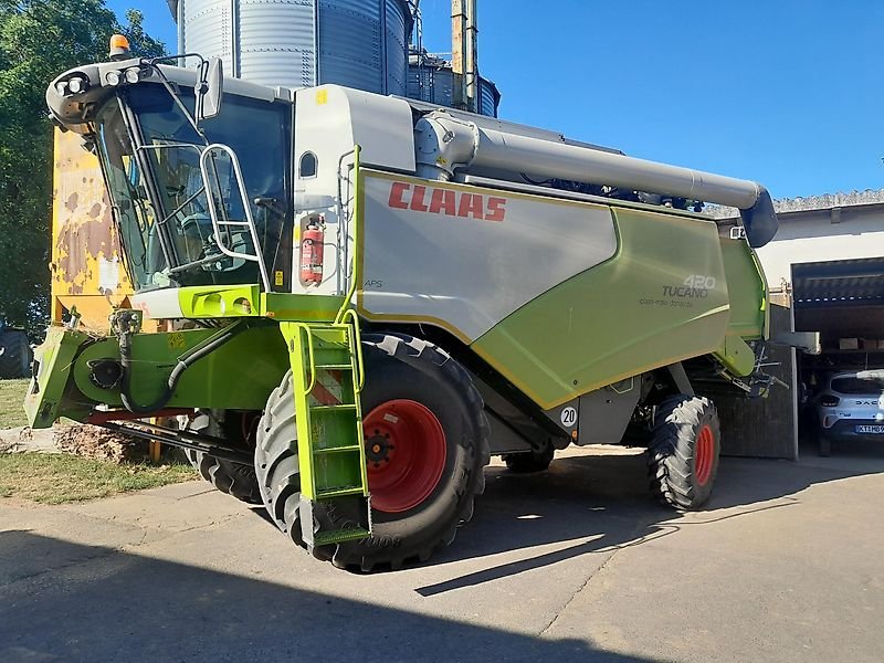Claas Tucano 420
