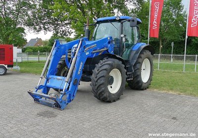 New Holland T6020 Elite