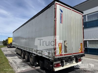 Auflieger mit Pritsche & Plane Schmitz Cargobull Curtainsider Standard gebraucht