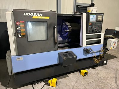 2012 Doosan Lynx 300 CNC-Drehmaschine