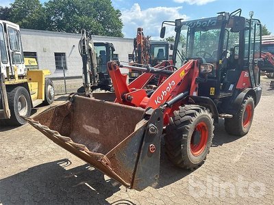 Kubota R070