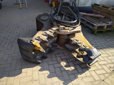 Caterpillar P315