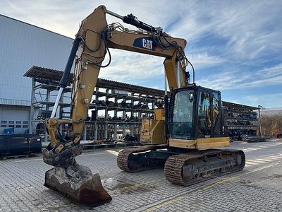 Caterpillar 325FL
