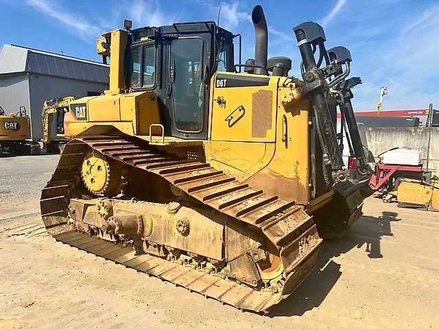 Caterpillar D6TM