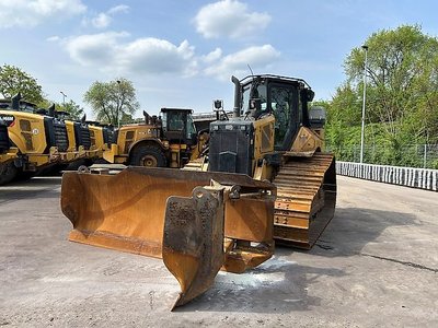 Caterpillar D5