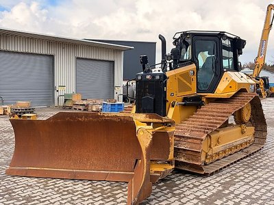 Caterpillar D5
