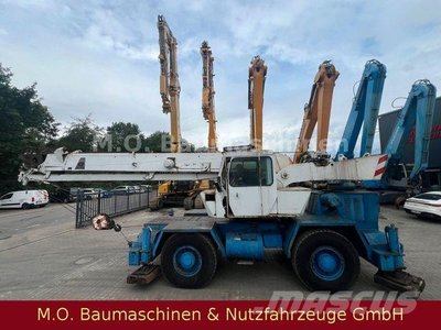 Grove Kran / 30T / Waage /